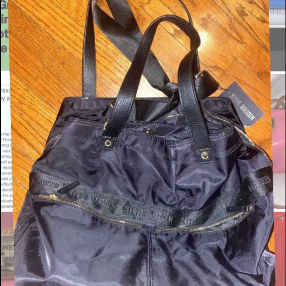 Steve Madden zipper tote bag
